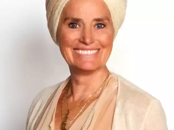 Gurutej Khalsa,
Spirituality, Health & Wellness, Love and Relationships, Yoga, Personal Development & Coaching, Personal Development & Coaching
Expert at Thrive & Align: Minggu Kesejahteraan Musim Gugur 2025